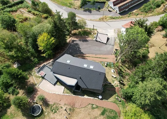 Chalet Le Pourquoi Pas シャレー *